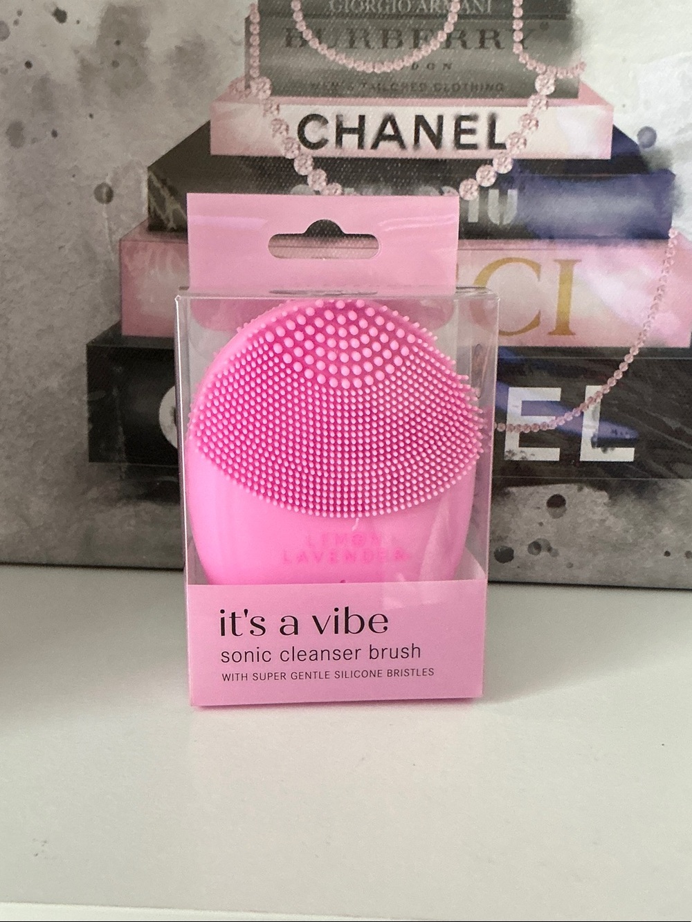 It’s a Vibe Facial Sonic Cleanser Silicone Brush Lemon Lavender -
